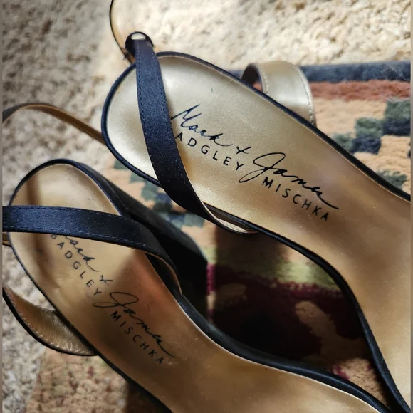 Heels - Picture 7 of 7